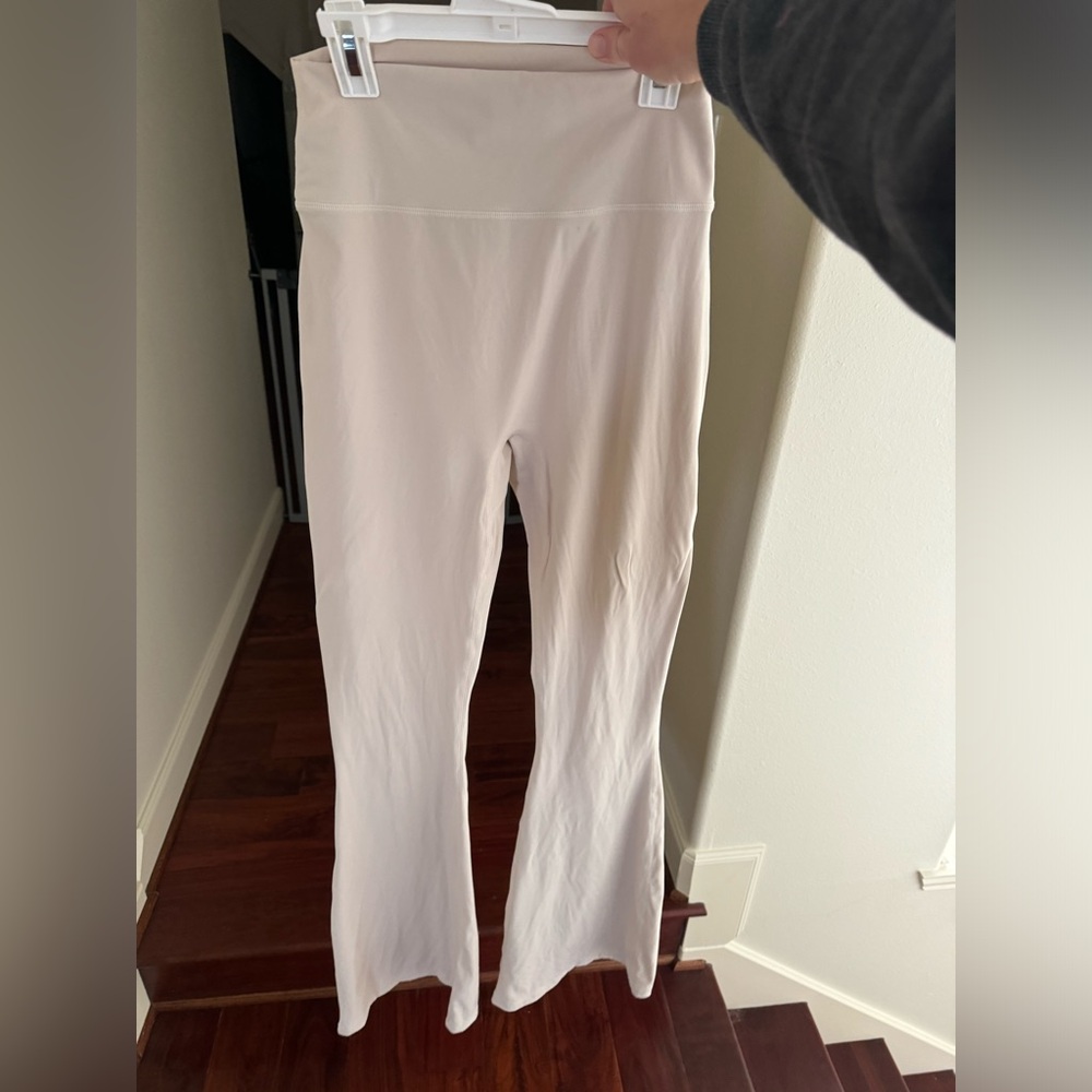 Buff bunny Flare Leggings Large - Buffbunny